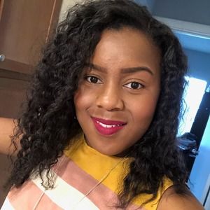 Meet your Posher, Alyssa